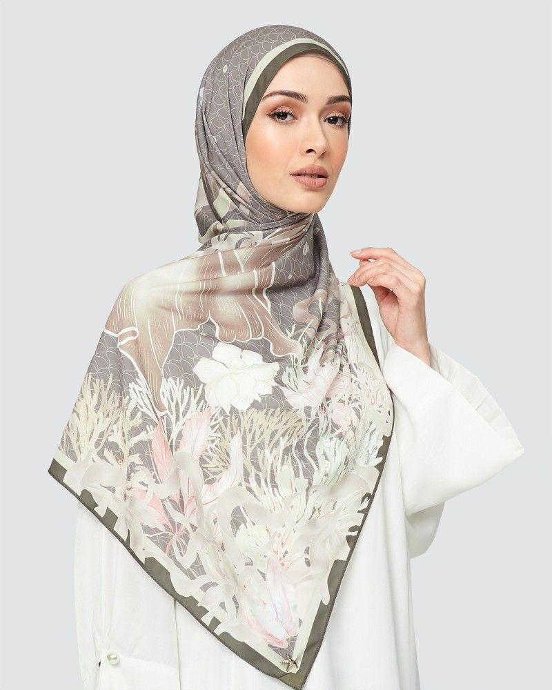 Salt & Petals Scarf