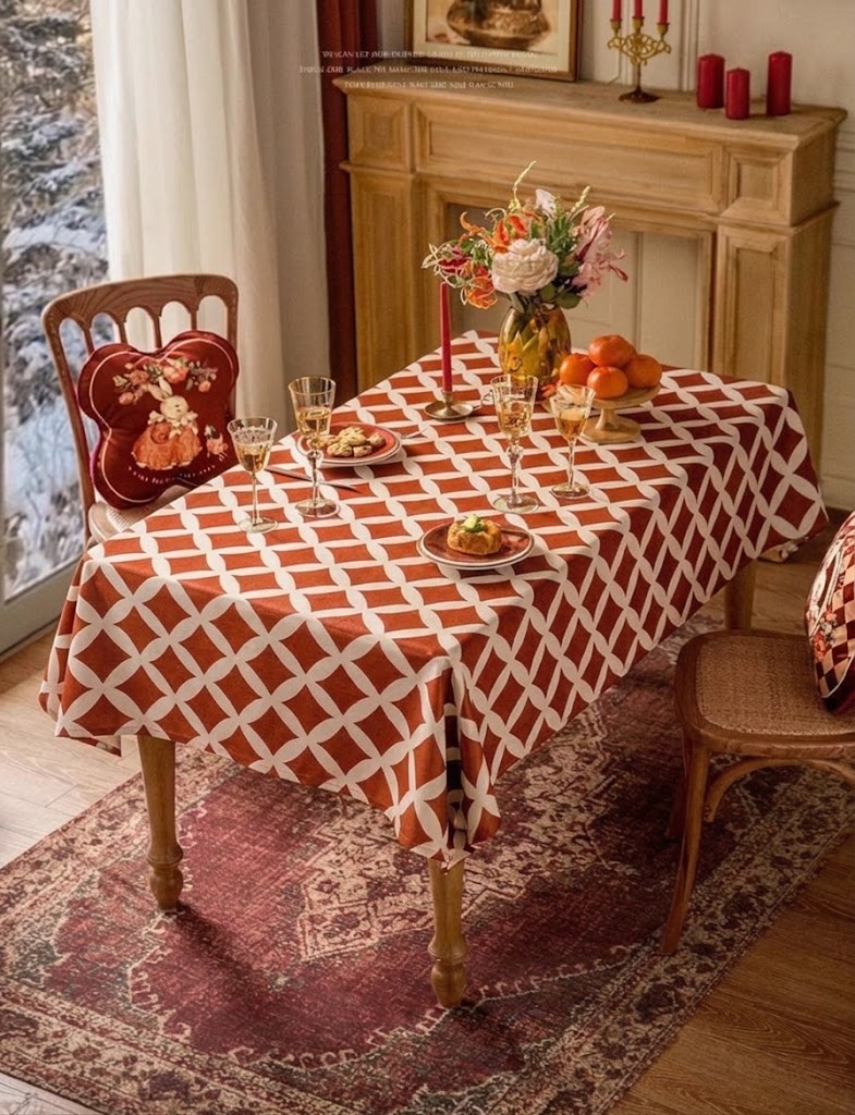 Floral Lattice Table Cover