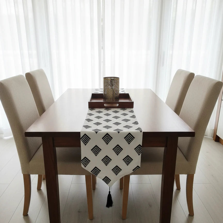 Black and White Flora Table Runner