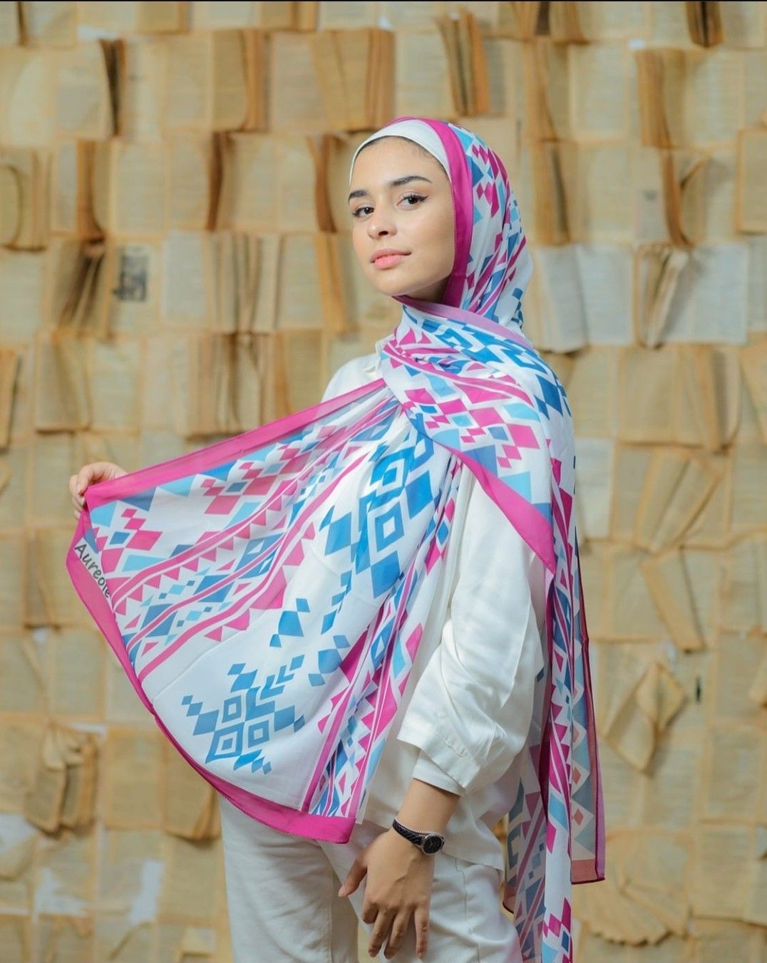 Rhythmic Radiance Scarf