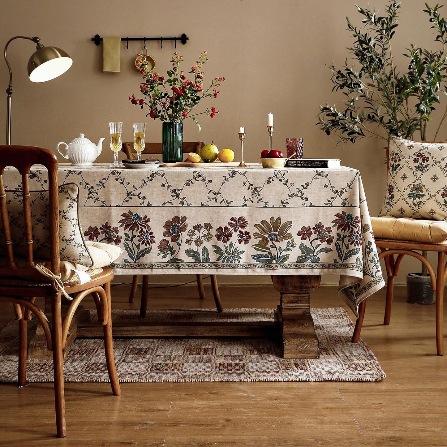 Rustic Bloom Table Cover