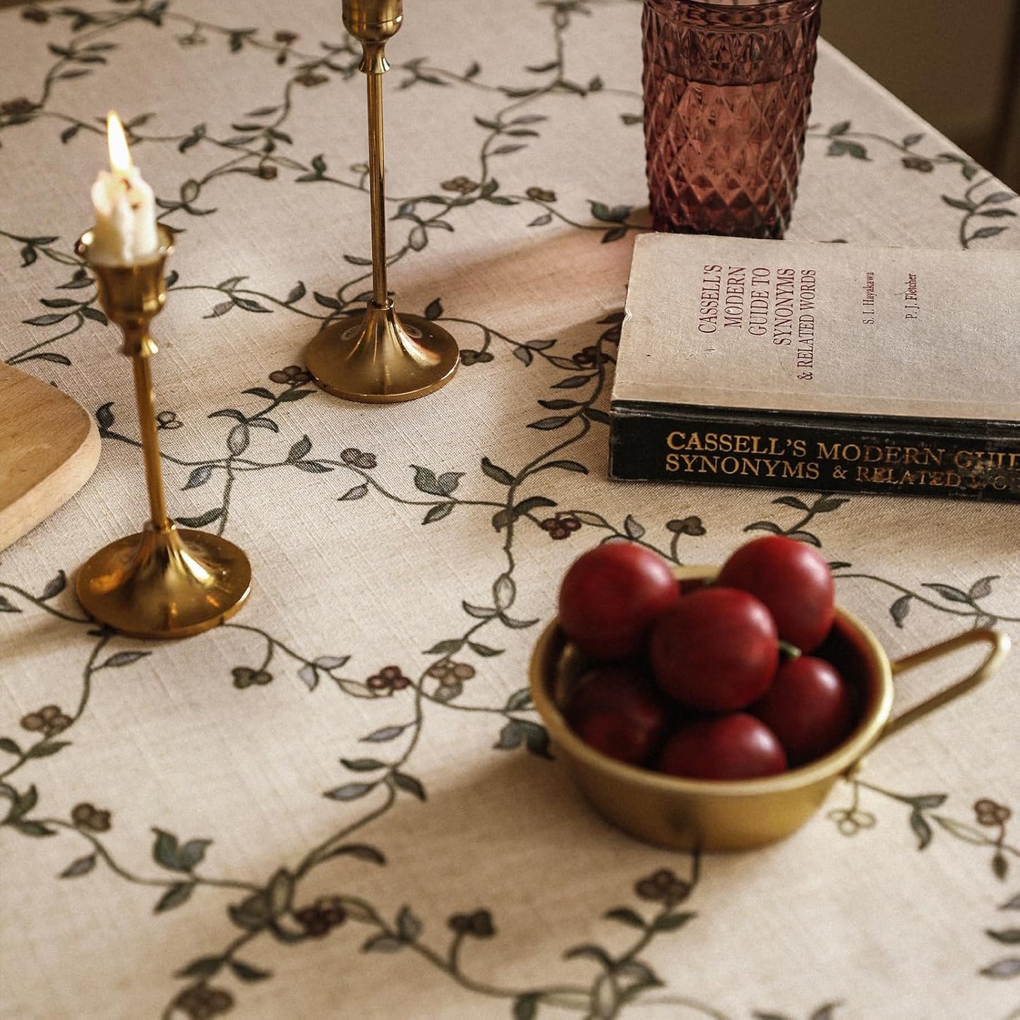 Rustic Bloom Table Cover