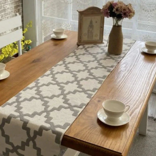 Geometric Luxury Runner